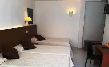 Sant March Hotel *
