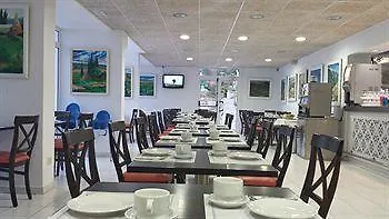 מלון Sant March *